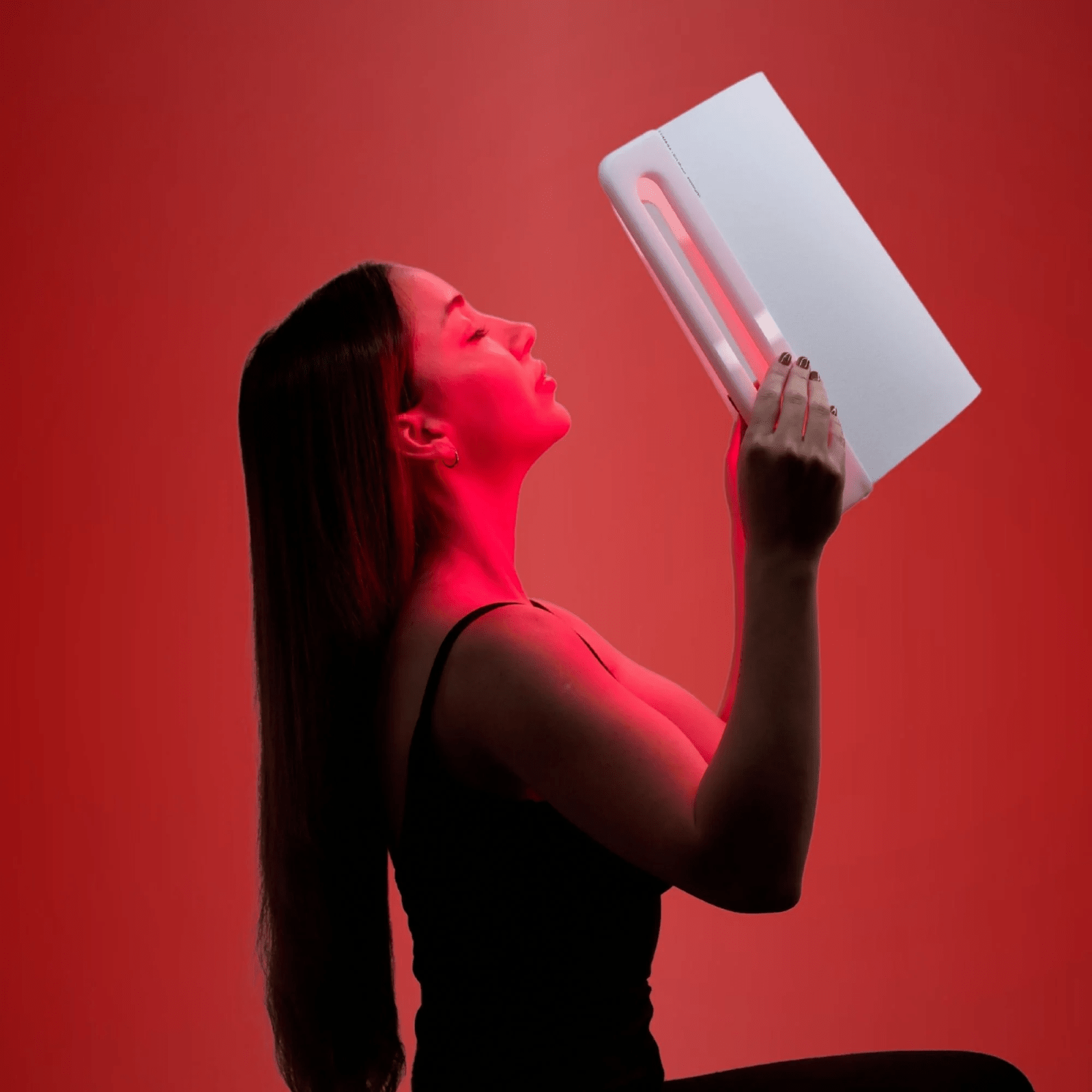 Red Light Therapy for Hands: Treat Pain, Joints & Skin